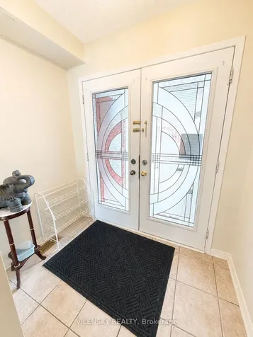 77 Billingsley Crescent Markham ON L3S 4P2
