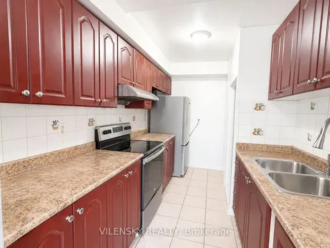77 Billingsley Crescent Markham ON L3S 4P2