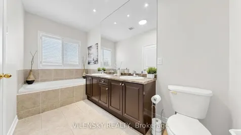 148 Southvale Drive Vaughan ON L6A 0Y7