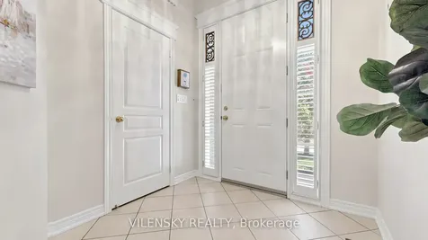 148 Southvale Drive Vaughan ON L6A 0Y7