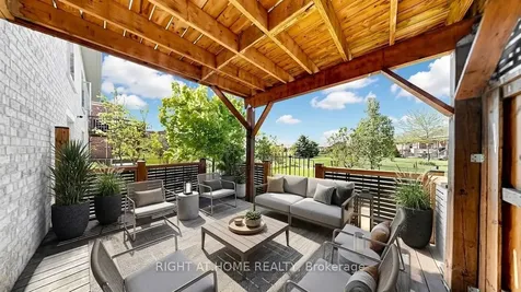 126 Kingsmere Crescent New Tecumseth ON L9R 0K8