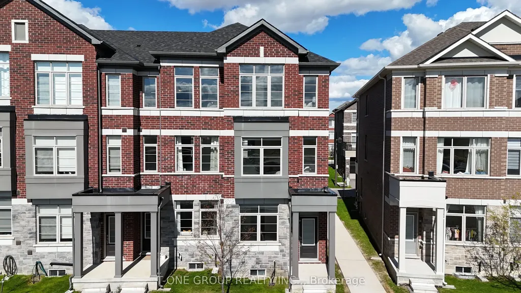 32 Stoeber Lane Markham ON L6B 0S1