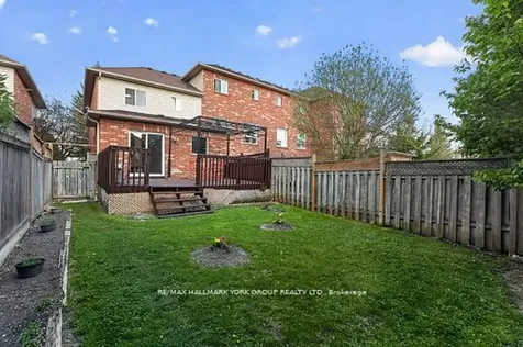 82 Baywell Crescent Aurora ON L4H 7N4