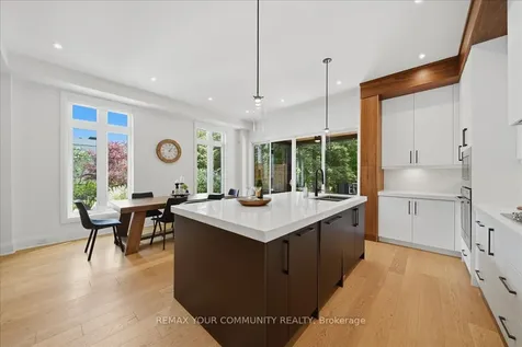 116 Lucas Street Richmond Hill ON L4C 4P5