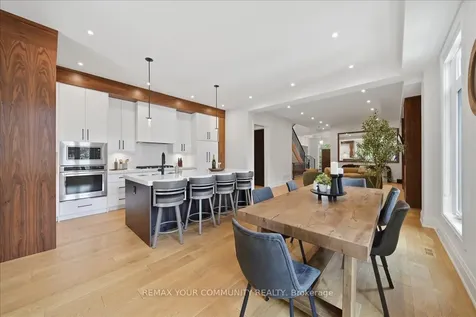 116 Lucas Street Richmond Hill ON L4C 4P5