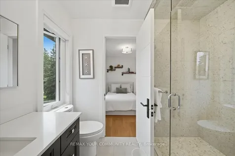 116 Lucas Street Richmond Hill ON L4C 4P5