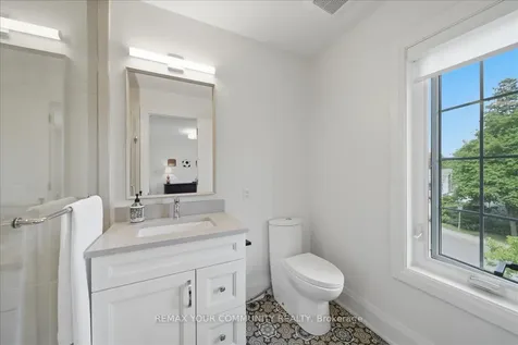 116 Lucas Street Richmond Hill ON L4C 4P5