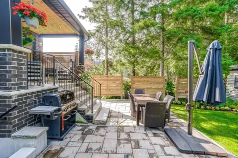 116 Lucas Street Richmond Hill ON L4C 4P5