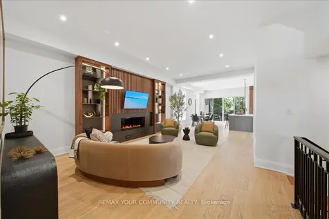 116 Lucas Street Richmond Hill ON L4C 4P5