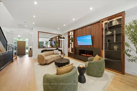 116 Lucas Street Richmond Hill ON L4C 4P5
