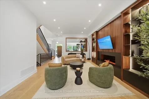 116 Lucas Street Richmond Hill ON L4C 4P5