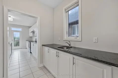 919 Green Street Innisfil ON L0L 1W0