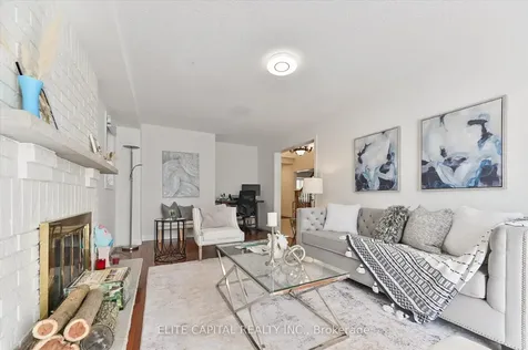 54 Bauer Crescent Markham ON L3R 4H4