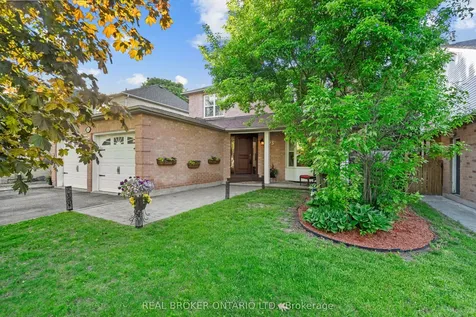 63 Haskell Crescent Aurora ON L4G 5T6