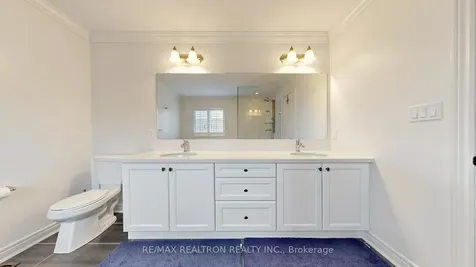 11 Peter Miller Street Aurora ON L4G 0W4