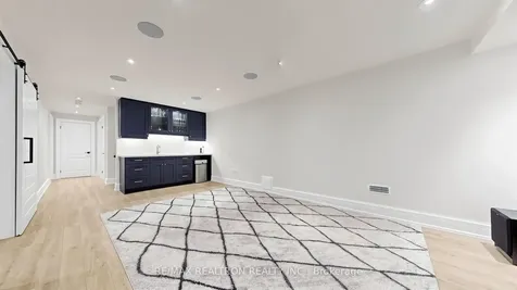 11 Peter Miller Street Aurora ON L4G 0W4