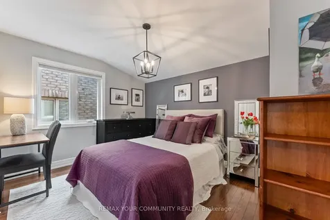 95 Alex Campbell Crescent King ON L7B 1K9