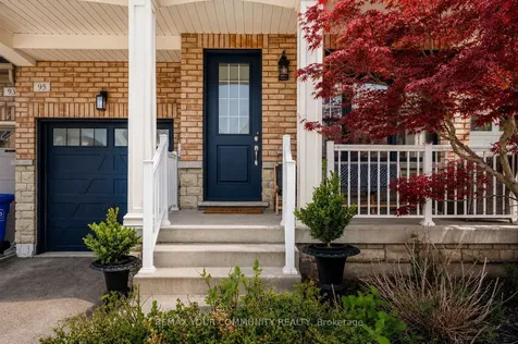 95 Alex Campbell Crescent King ON L7B 1K9