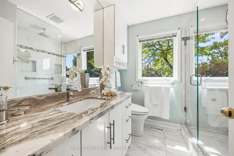 5 Shaindell Street Markham ON L3T 3X5