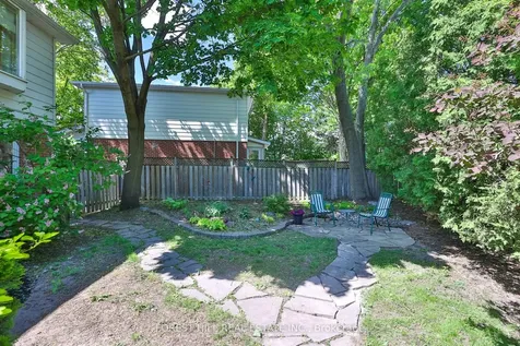 5 Shaindell Street Markham ON L3T 3X5