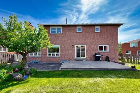 73 Saddle Tree Crescent Vaughan ON L4L 3X4