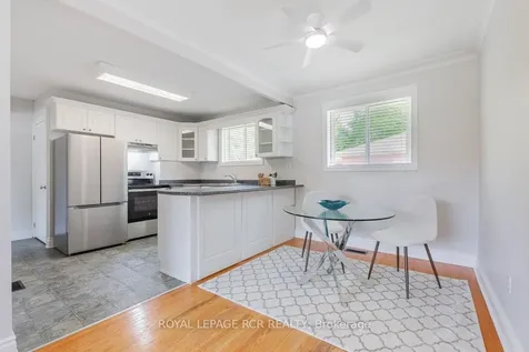 384 Watson Drive Whitchurch-stouffville ON L4A 6L1
