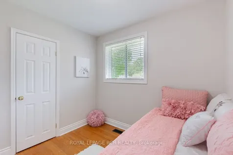 384 Watson Drive Whitchurch-stouffville ON L4A 6L1