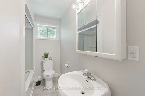 384 Watson Drive Whitchurch-stouffville ON L4A 6L1