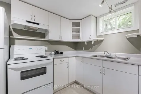 384 Watson Drive Whitchurch-stouffville ON L4A 6L1