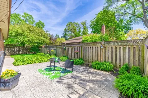 384 Watson Drive Whitchurch-stouffville ON L4A 6L1