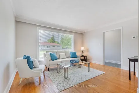 384 Watson Drive Whitchurch-stouffville ON L4A 6L1