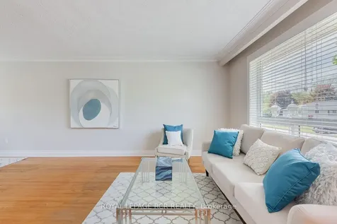 384 Watson Drive Whitchurch-stouffville ON L4A 6L1