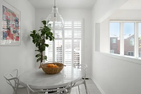 104 White Beach Crescent Vaughan ON L6A 0R2