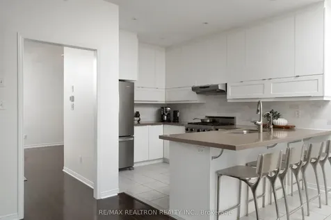 104 White Beach Crescent Vaughan ON L6A 0R2