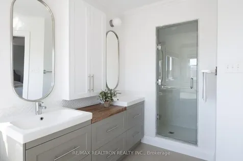 104 White Beach Crescent Vaughan ON L6A 0R2