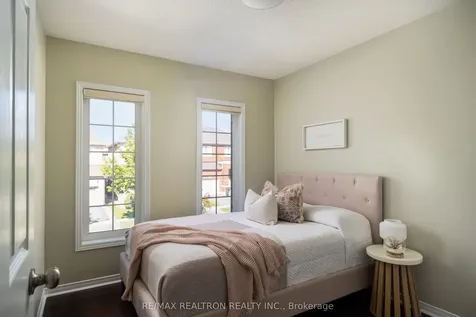 104 White Beach Crescent Vaughan ON L6A 0R2