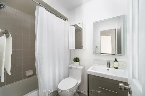 104 White Beach Crescent Vaughan ON L6A 0R2