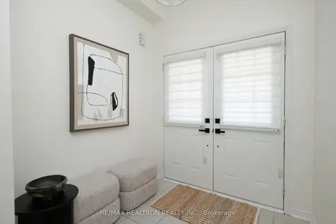 104 White Beach Crescent Vaughan ON L6A 0R2