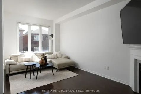 104 White Beach Crescent Vaughan ON L6A 0R2