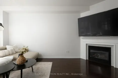 104 White Beach Crescent Vaughan ON L6A 0R2