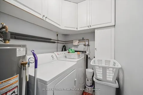 307 Kenwood Avenue Georgina ON L4P 2X6