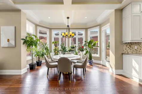 10 Royal West Road Markham ON L6C 0L4