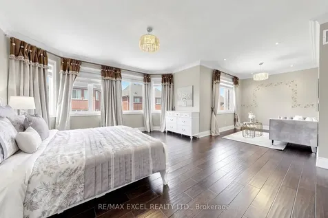 10 Royal West Road Markham ON L6C 0L4