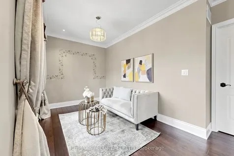 10 Royal West Road Markham ON L6C 0L4