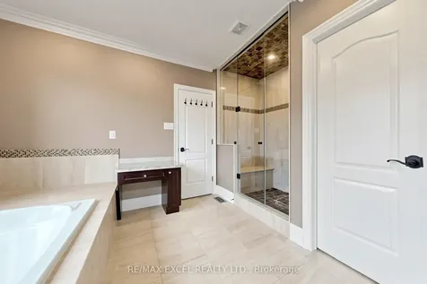 10 Royal West Road Markham ON L6C 0L4