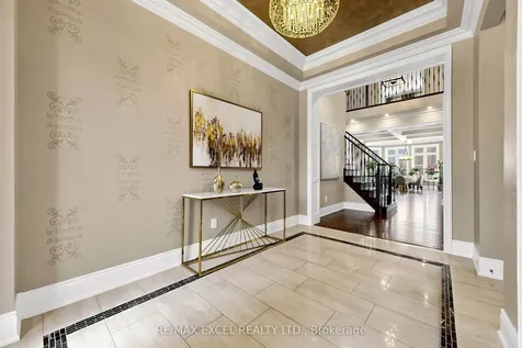10 Royal West Road Markham ON L6C 0L4