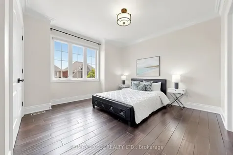 10 Royal West Road Markham ON L6C 0L4