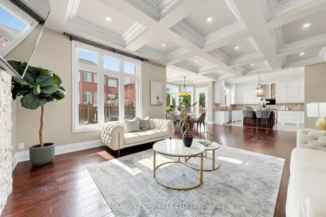 10 Royal West Road Markham ON L6C 0L4