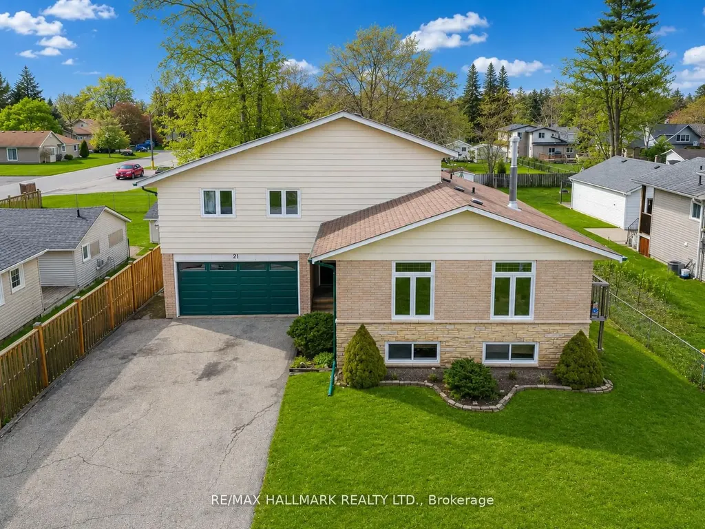 21 Pleasant Avenue East Gwillimbury ON L9N 1A1