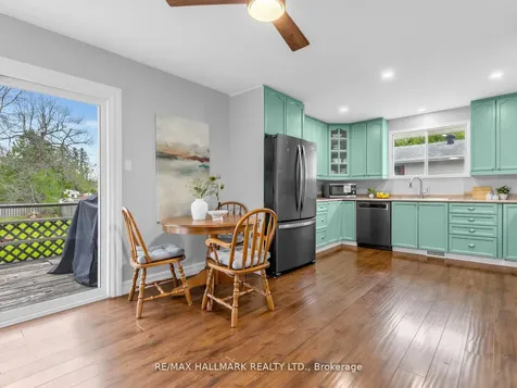 21 Pleasant Avenue East Gwillimbury ON L9N 1A1